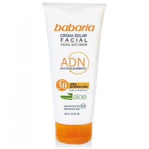 Слънцезащитен крем за лице против бръчки с алое вера SPF30 – Babaria