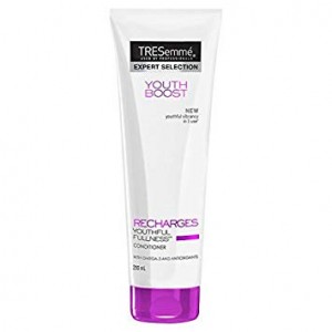 Подхранващ балсам за коса с Омега 3 Youth Boost 250ml - TRESemme